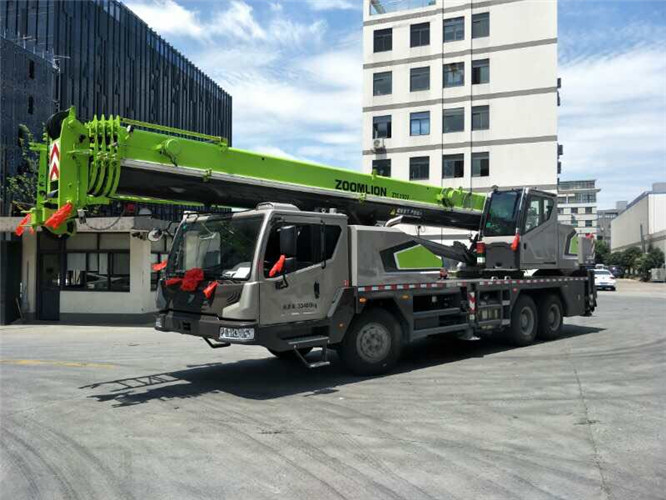 织金县跨街广告牌的高空安装注意事项